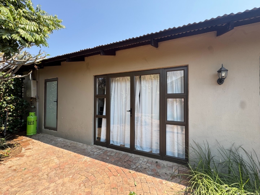 Commercial Property for Sale in Zilkaatsnek North West